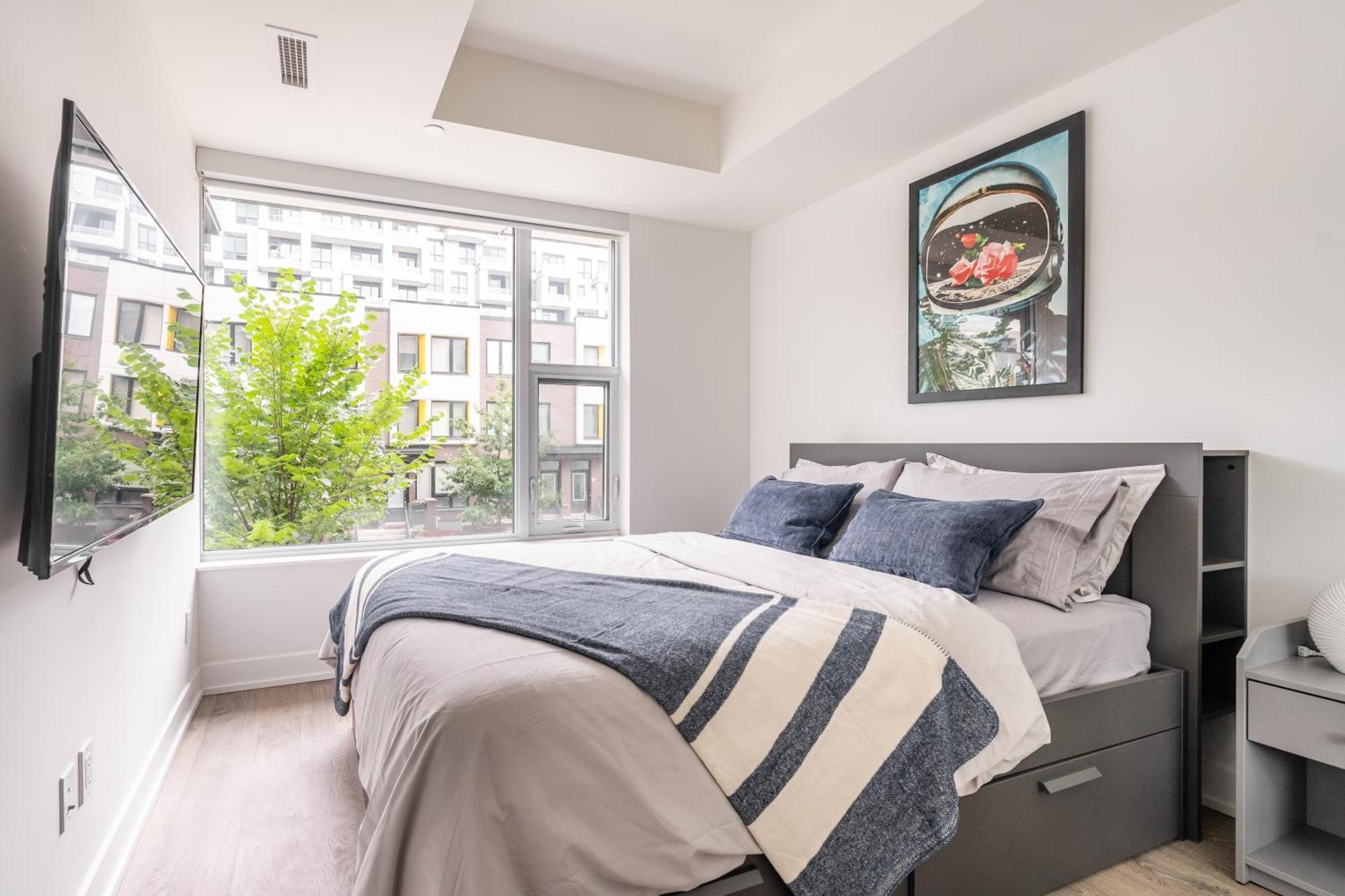 Spacious Corner Apartment Downtown טורונטו מראה חיצוני תמונה
