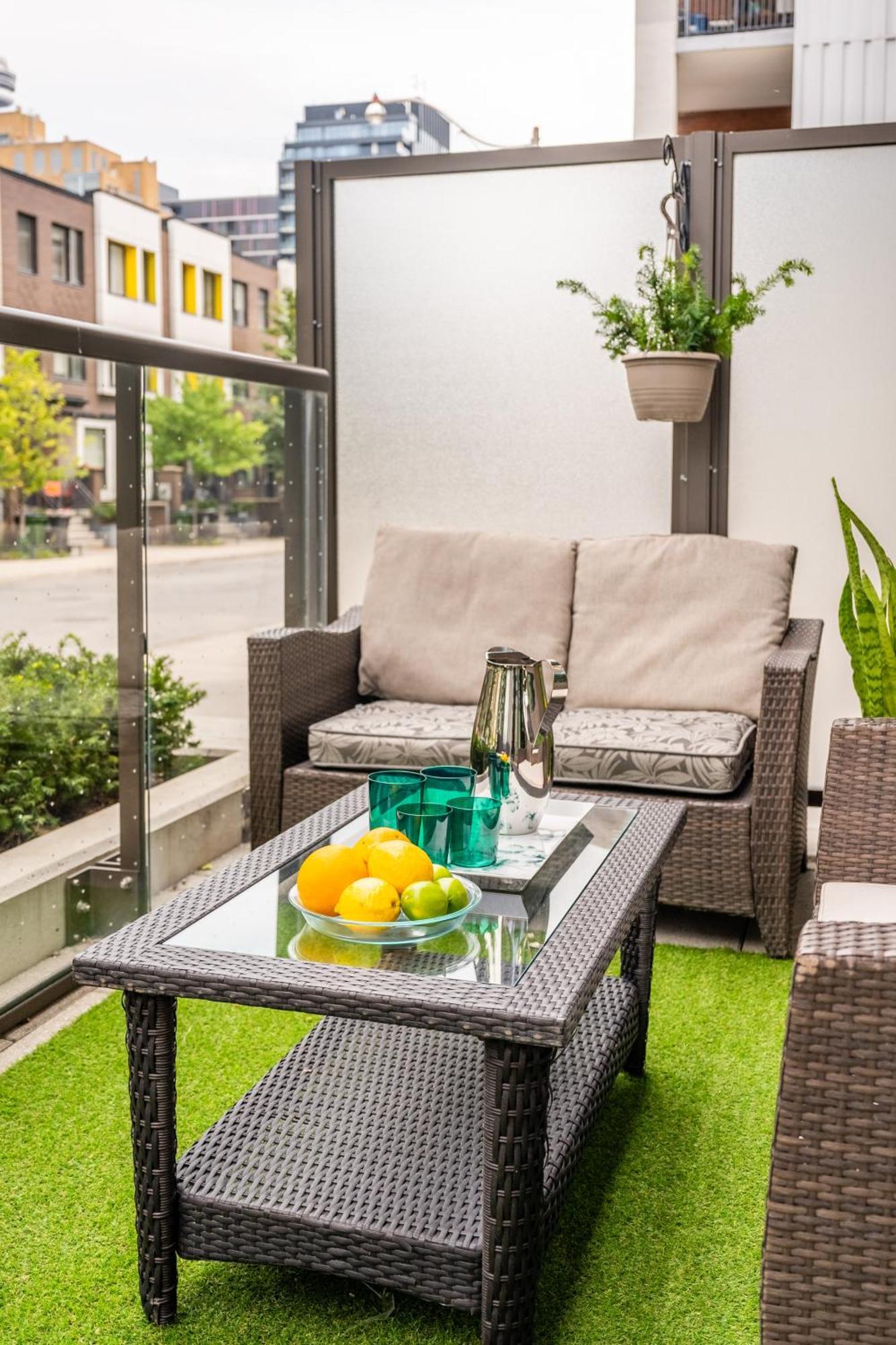 Spacious Corner Apartment Downtown טורונטו מראה חיצוני תמונה