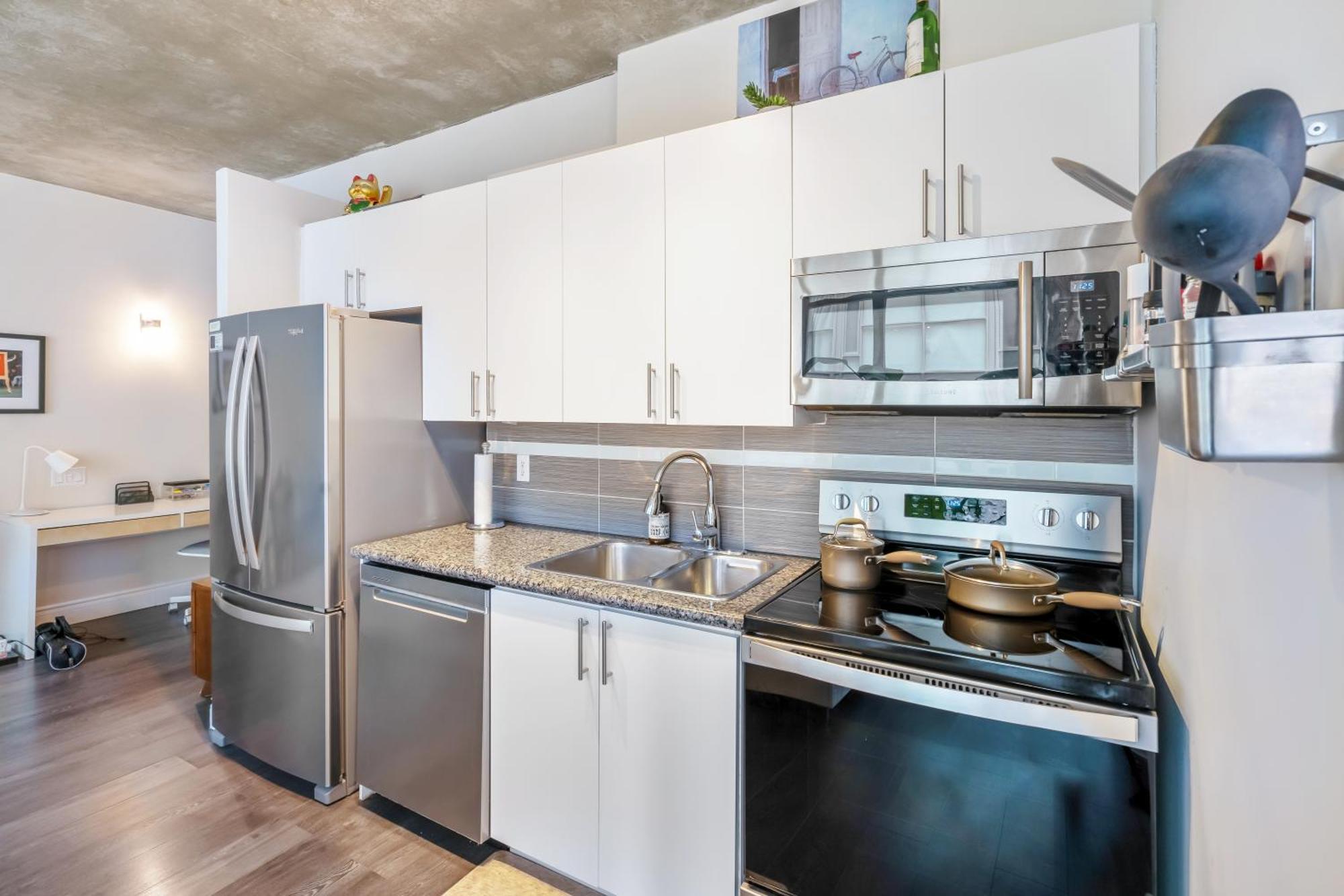 Spacious Corner Apartment Downtown טורונטו מראה חיצוני תמונה